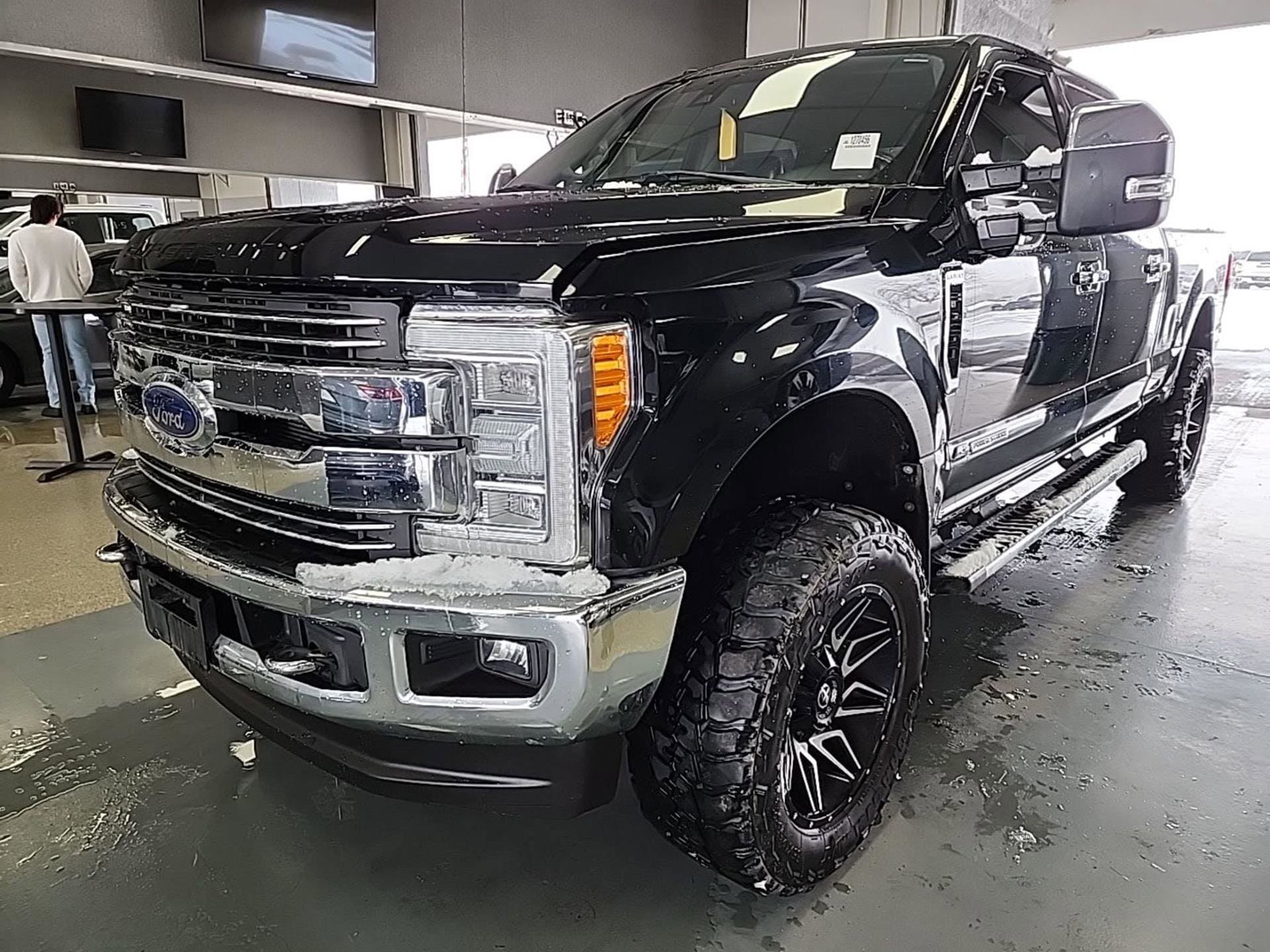 2018 Ford F-250 Super Duty Lariat's photo