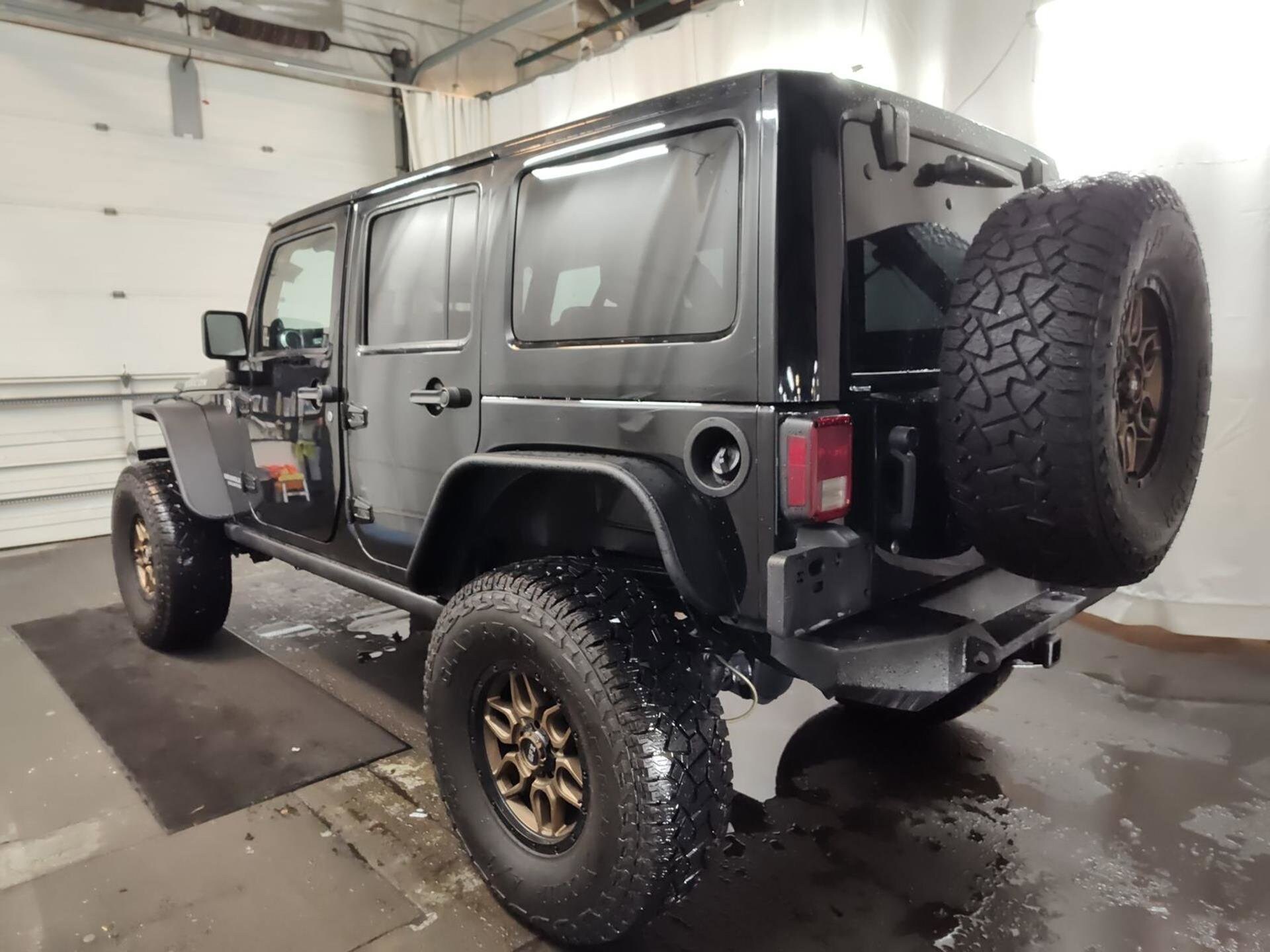 2012 Jeep Wrangler Unlimited Rubicon photo 4