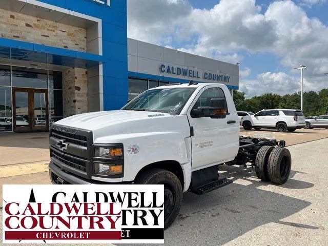 2023 Chevrolet Silverado 4500 Medium Duty Chassis Cab's photo
