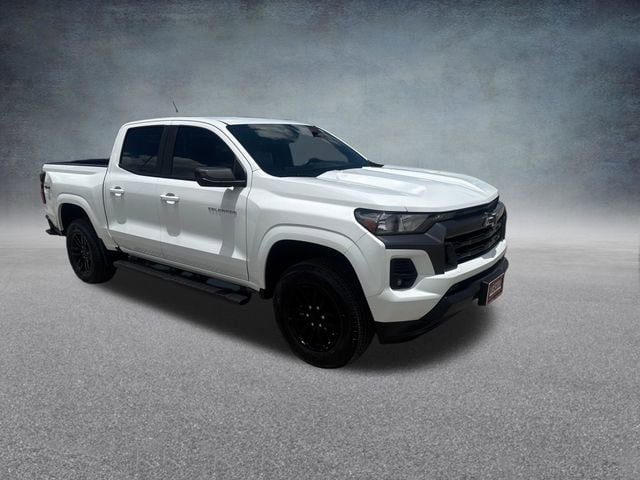 2024 Chevrolet Colorado LT - Photo 8