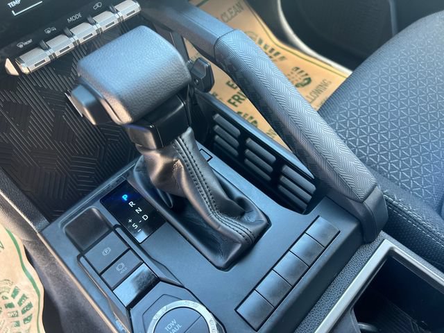 2025 Toyota 4Runner SR5 - Photo 21