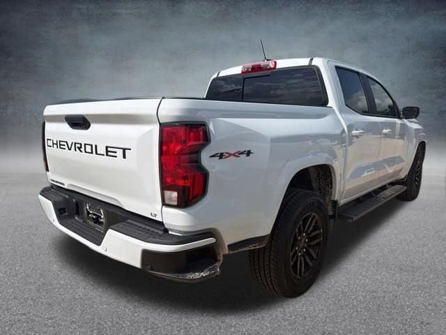 2024 Chevrolet Colorado LT - Photo 34