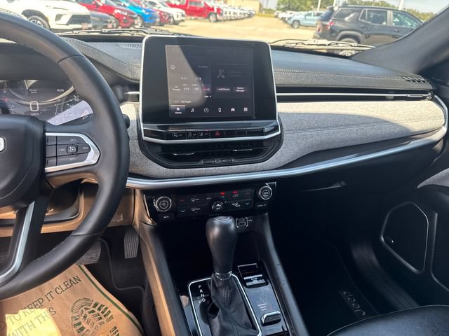 2025 Jeep Compass Latitude - Photo 18