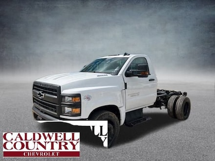 2023 Chevrolet Silverado 4500 HD LT Truck