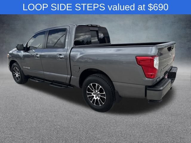 2021 Nissan Titan Crew Cab SV photo 3