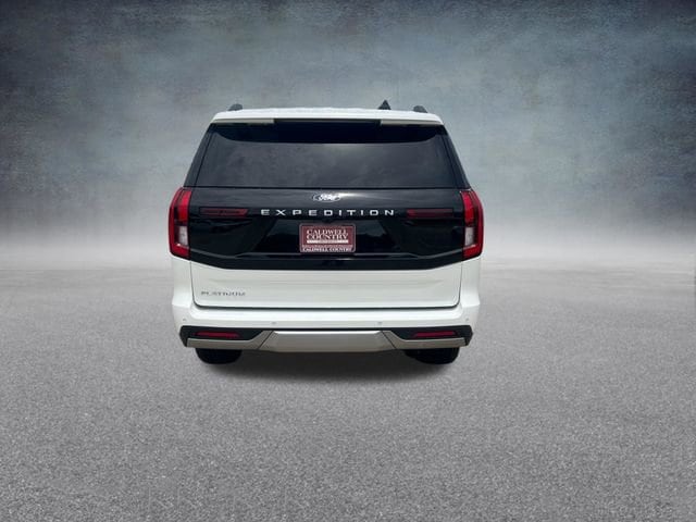2026 Ford Expedition Platinum - Photo 4