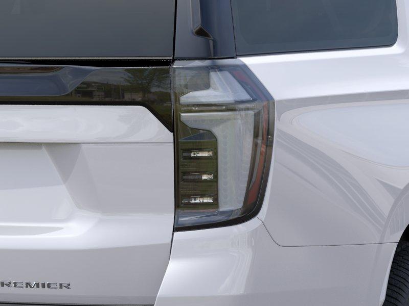 2025 Chevrolet Suburban Premier - Photo 11