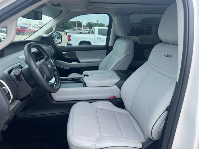 2026 Ford Expedition Platinum - Photo 9