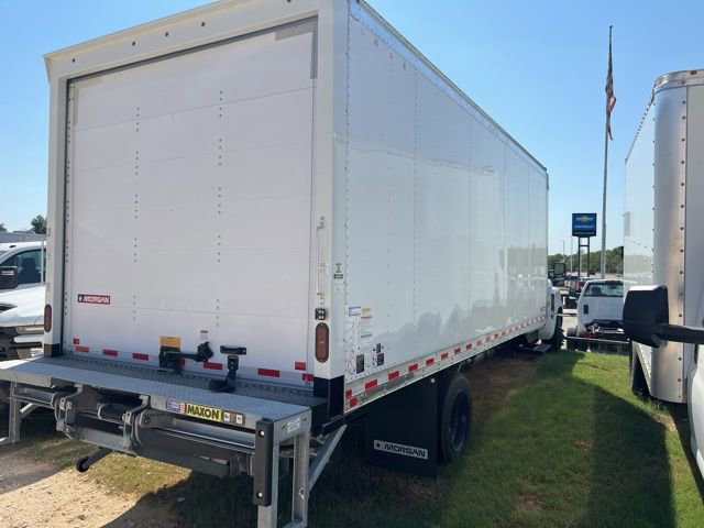 2024 Chevrolet Silverado 5500HD Work Truck photo 3
