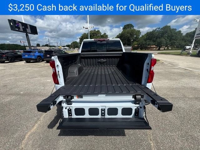 2026 Chevrolet Silverado 1500 High Country - Photo 17