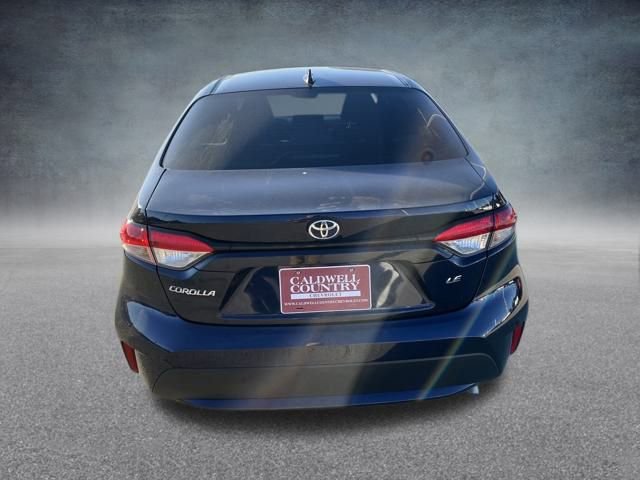 2022 Toyota Corolla LE photo 4