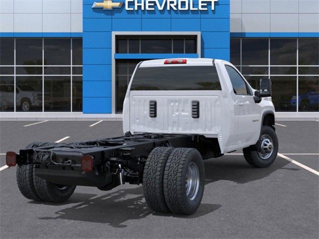 New 2025 Chevrolet Silverado 3500 HD Chassis Cab Work Truck Truck