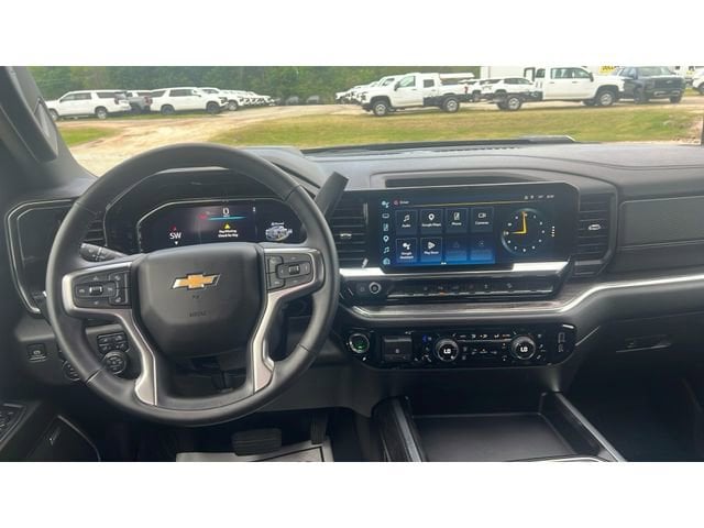 2025 Chevrolet Silverado 2500HD LTZ - Photo 10
