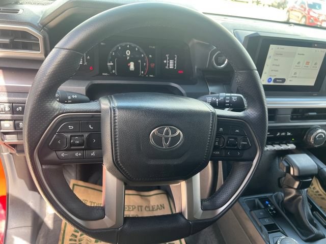 2025 Toyota 4Runner SR5 - Photo 14