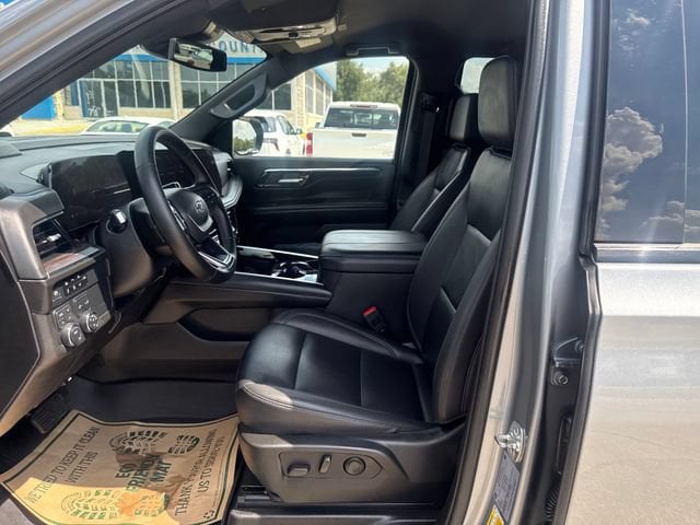 2025 Chevrolet Tahoe Z71 - Photo 11