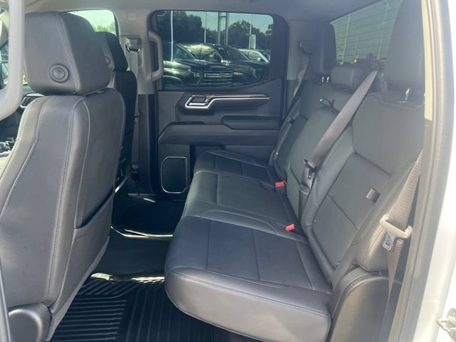 2025 Chevrolet Silverado 1500 LTZ - Photo 24