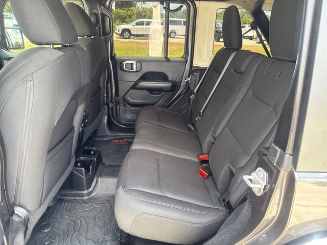 2019 Jeep Wrangler Unlimited Sahara - Photo 25