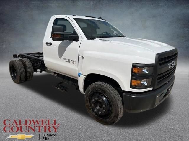 2023 Chevrolet Silverado 4500 HD Chassis Cab
