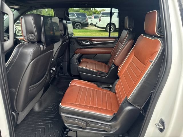 2023 GMC Yukon XL Denali Ultimate - Photo 27