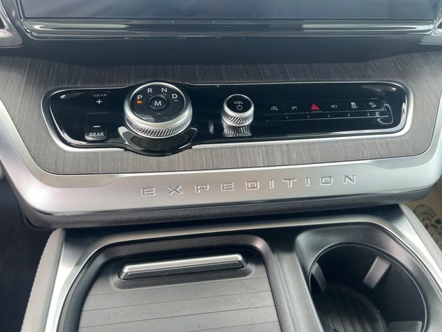 2026 Ford Expedition Platinum - Photo 18