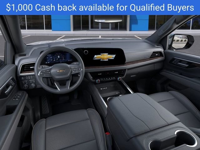 2025 Chevrolet Suburban Premier - Photo 16