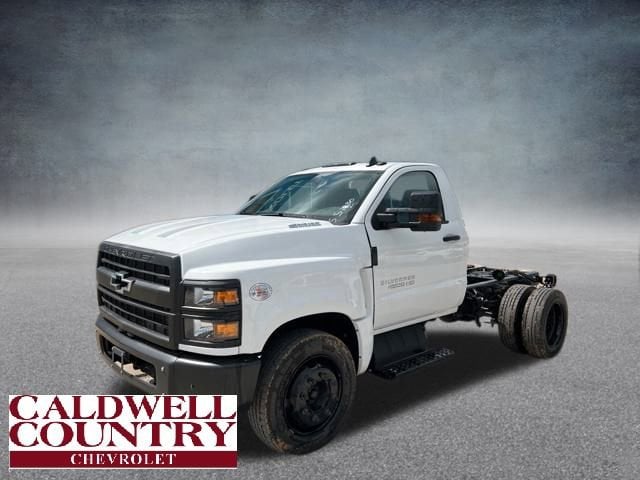 2023 Chevrolet Silverado 4500 Medium Duty Chassis Cab's photo