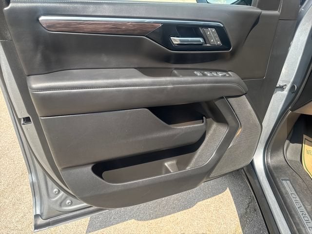 2025 Chevrolet Tahoe Z71 - Photo 12