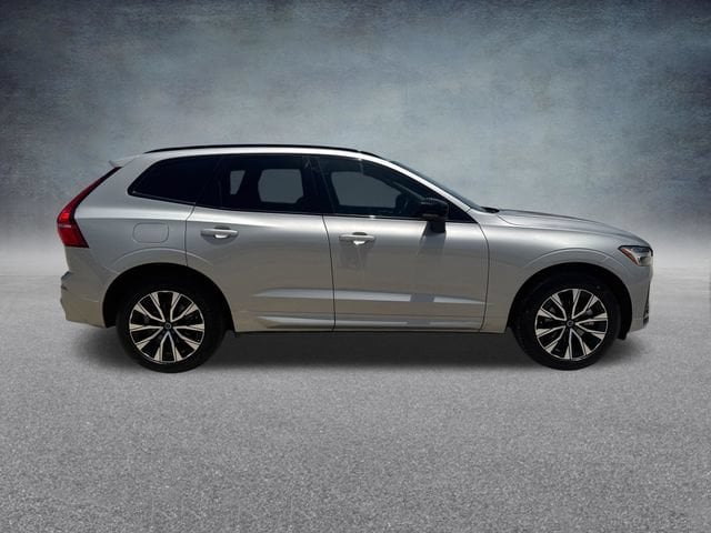 2025 Volvo XC60 Core - Photo 6