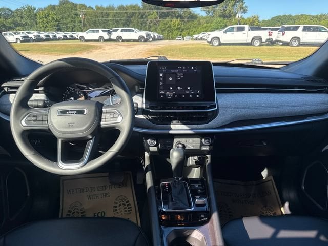 2026 Jeep Compass Latitude - Photo 13
