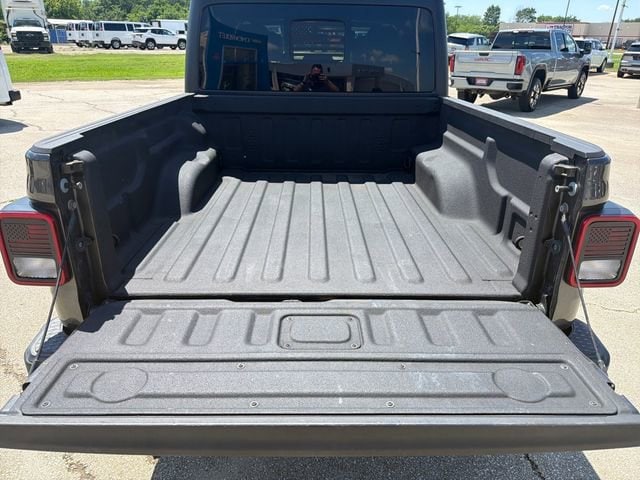 2021 Jeep Gladiator Overland - Photo 24