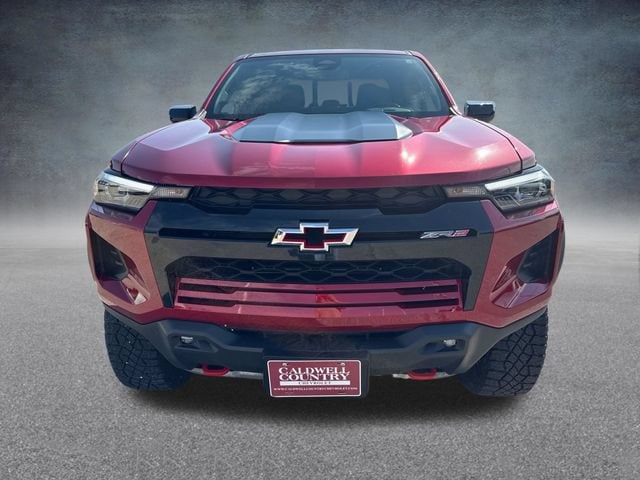 2024 Chevrolet Colorado ZR2 - Photo 11