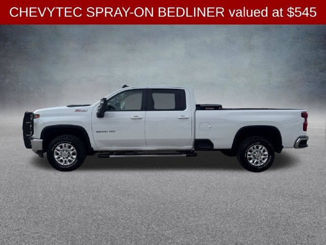 2022 Chevrolet Silverado 2500HD LT - Photo 4