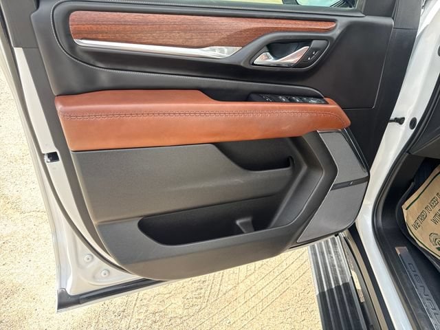 2023 GMC Yukon XL Denali Ultimate - Photo 12