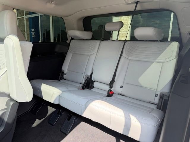 2026 Ford Expedition Platinum - Photo 38