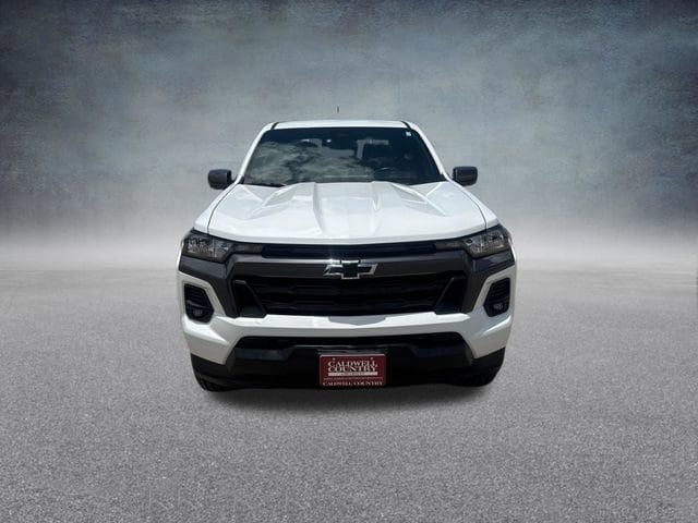 2024 Chevrolet Colorado LT - Photo 9
