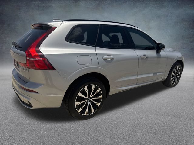2025 Volvo XC60 Core - Photo 5