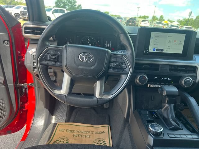 2025 Toyota 4Runner SR5 - Photo 13