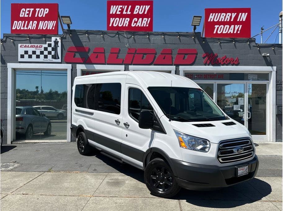 2018 Ford Transit 350 XLT Wagon Med Roof Sliding Pass. 148's photo