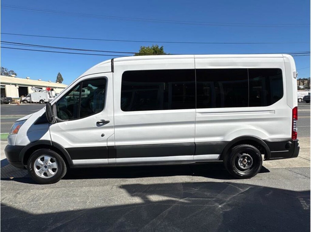 Used 2019 Ford Transit Passenger Wagon XLT w/Medium Roof w/Sliding Side Door Van 3D Full-size Passenger Van