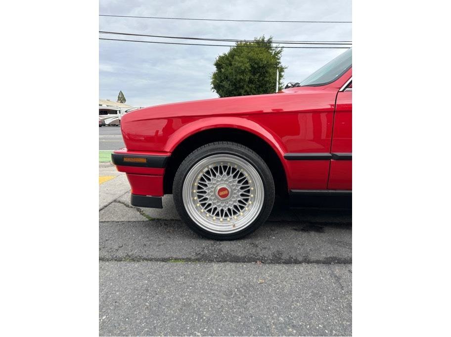 1991 BMW 3 Series - Photo 25
