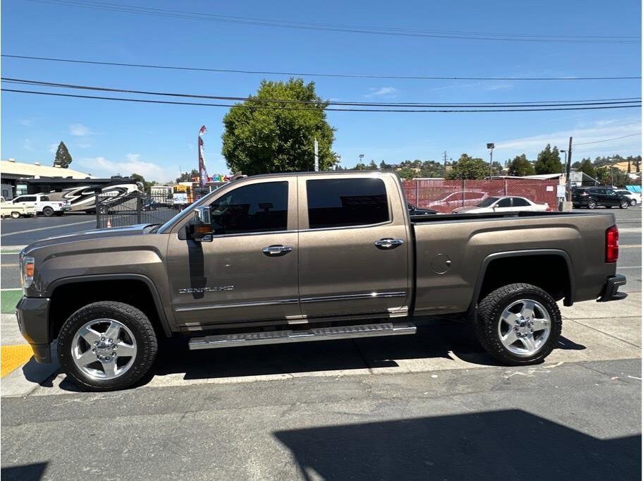 2015 Gmc Sierra Denali photo 3