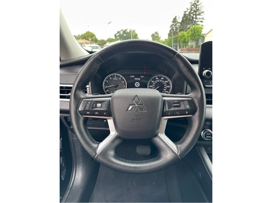 2024 Mitsubishi Outlander SE - Photo 20