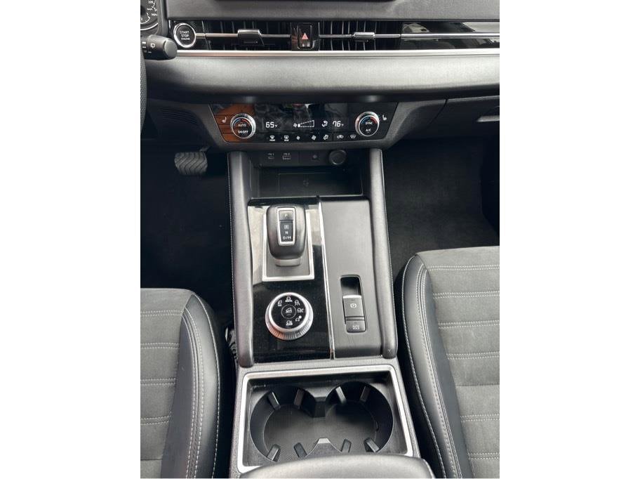 2024 Mitsubishi Outlander SE - Photo 24