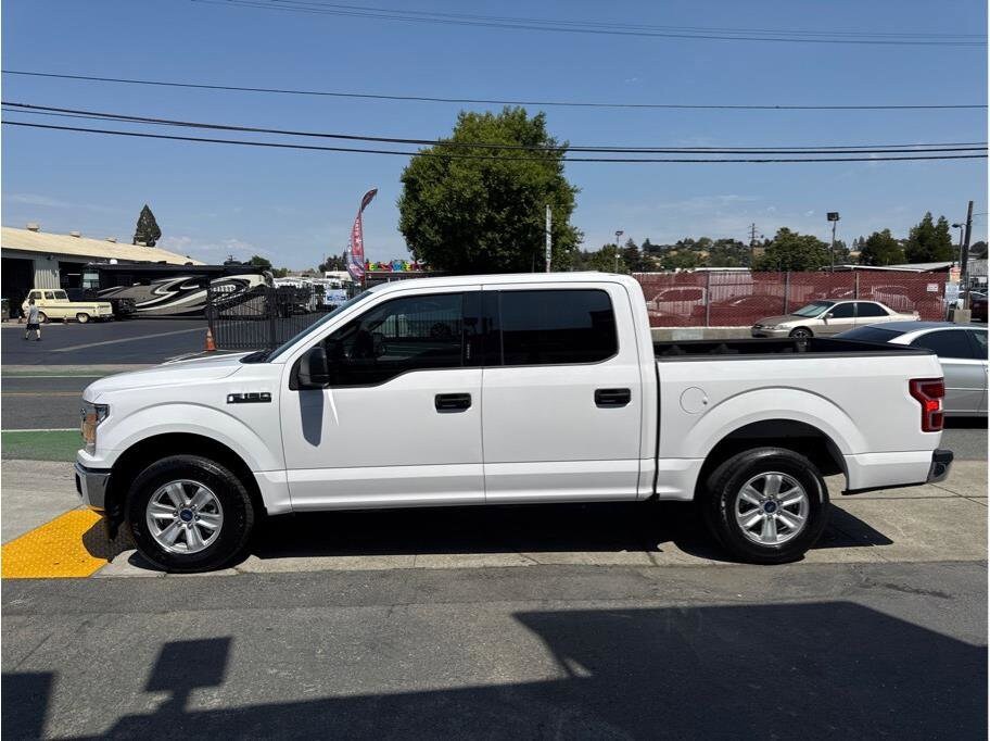 2020 Ford F-150 XLT photo 2