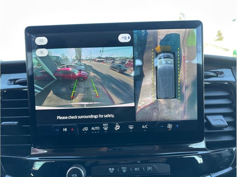 2023 Ford Transit Passenger Van XLT - Photo 24
