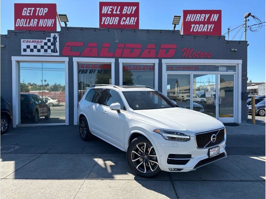 2018 Volvo XC90 Momentum