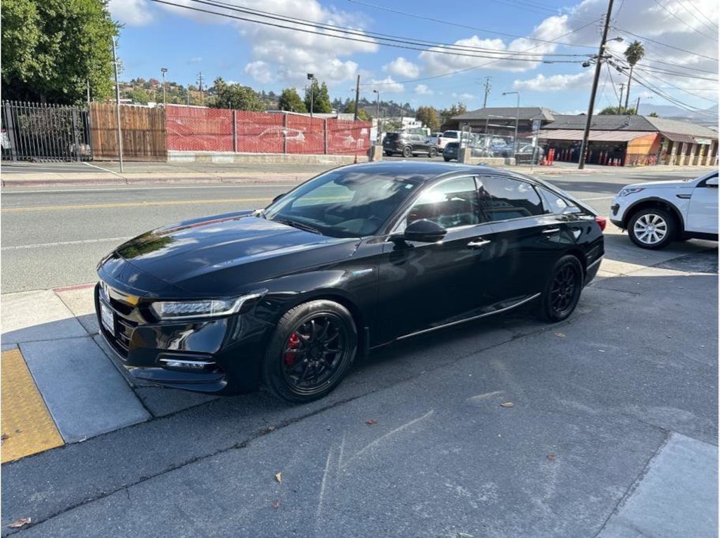 Used 2020 Honda Accord Hybrid Touring 4dr Car