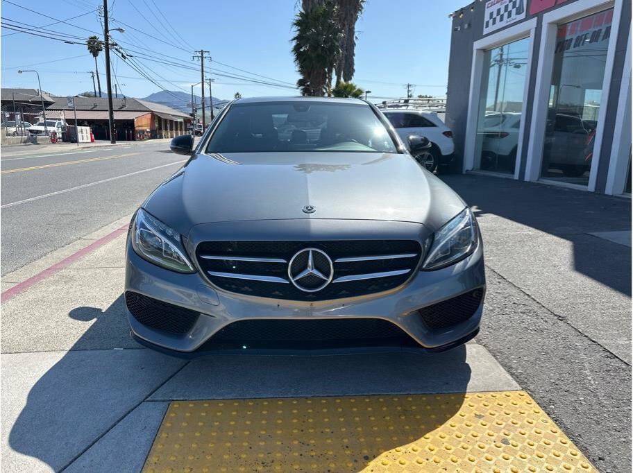 2018 Mercedes Benz C 300 photo 2