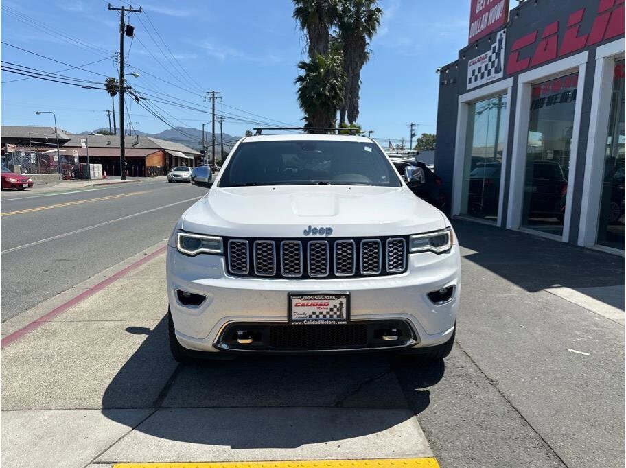 2018 Jeep Grand Cherokee Overland photo 2