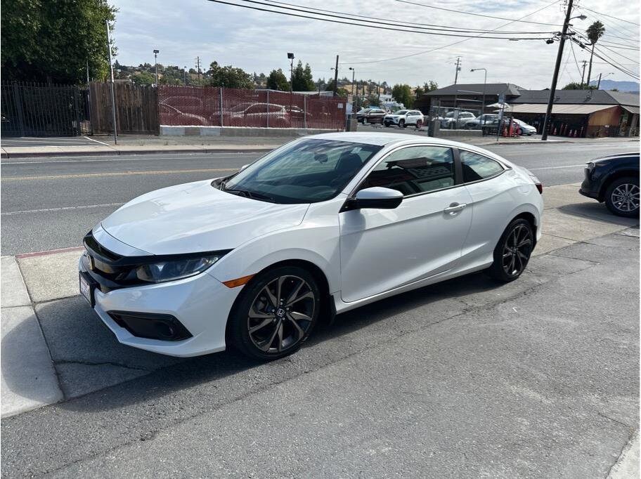 2019 Honda Civic Sport photo 3